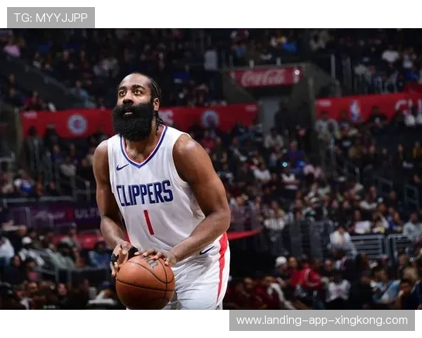 哈登承压快船陷困境:能否打破困局成关键 哈登承压快船陷困境:能否打破困局成关键