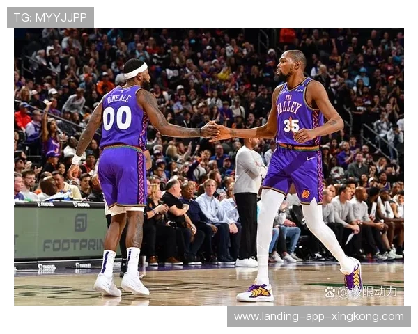 比尔缺阵引发连锁效应:NBA赛场上的深远影响 比尔缺阵引发连锁效应:NBA赛场上的深远影响