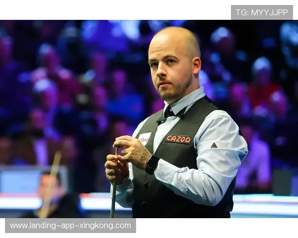 希金斯持续测试击球点，手感渐入佳境