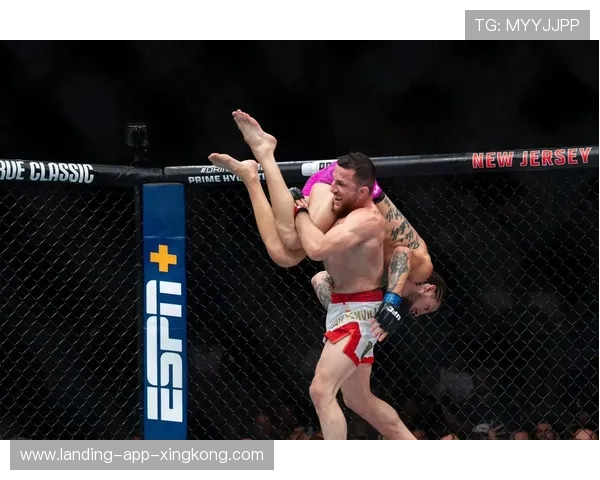 UFC踢技组合训练更全面：如何提升你的格斗技巧？