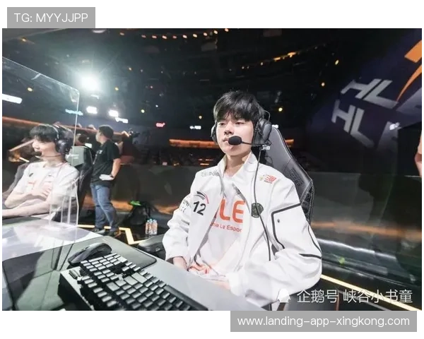 Deft老将手感在线，关键收尾拿下胜局