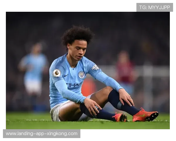 萨内花式突破连续变向晃飞防守，拜仁球迷集体尖叫