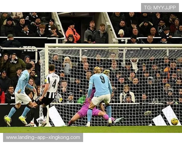 英超曼城门前多点冲击,角球战术屡见功效